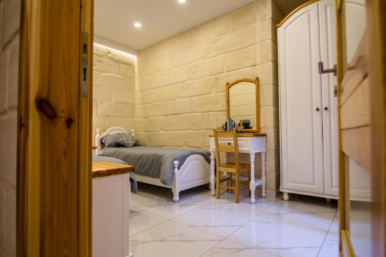 Ta' Gilard - Lovely Renovated Holiday Home Żabbar المظهر الخارجي الصورة